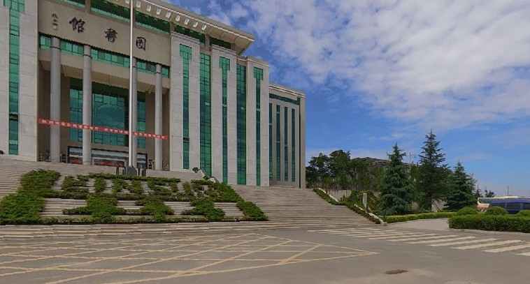 云南工商學院_圖書館外景